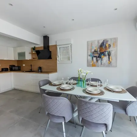 Sisters - Free Parking Appartement *