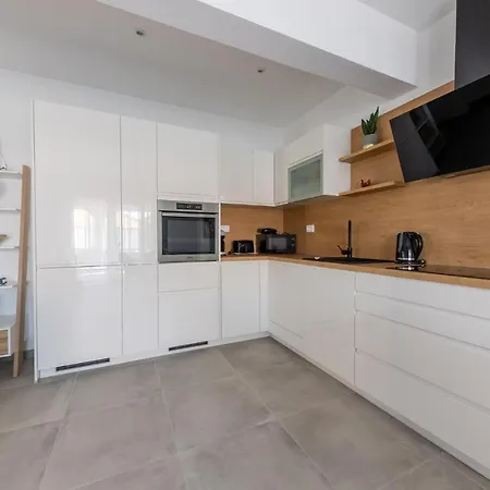 Sisters - Free Parking Appartement