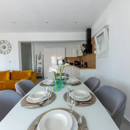 Sisters - Free Parking Lejlighed