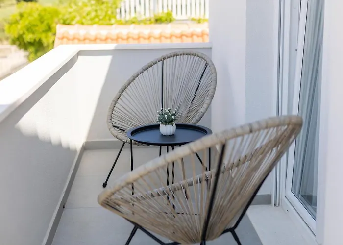 Sisters - Free Parking 아파트 *